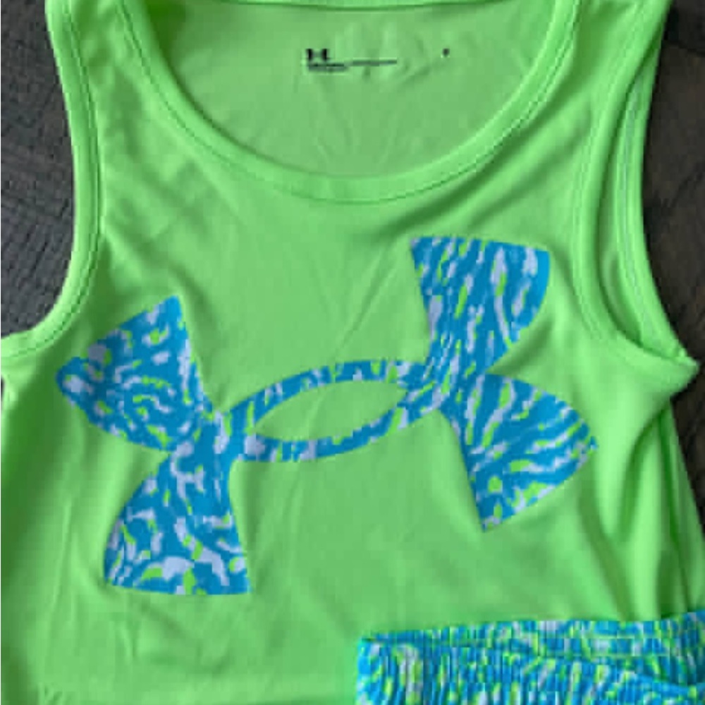 Under Armour Little Girl Outfit - Picture 2 of 3